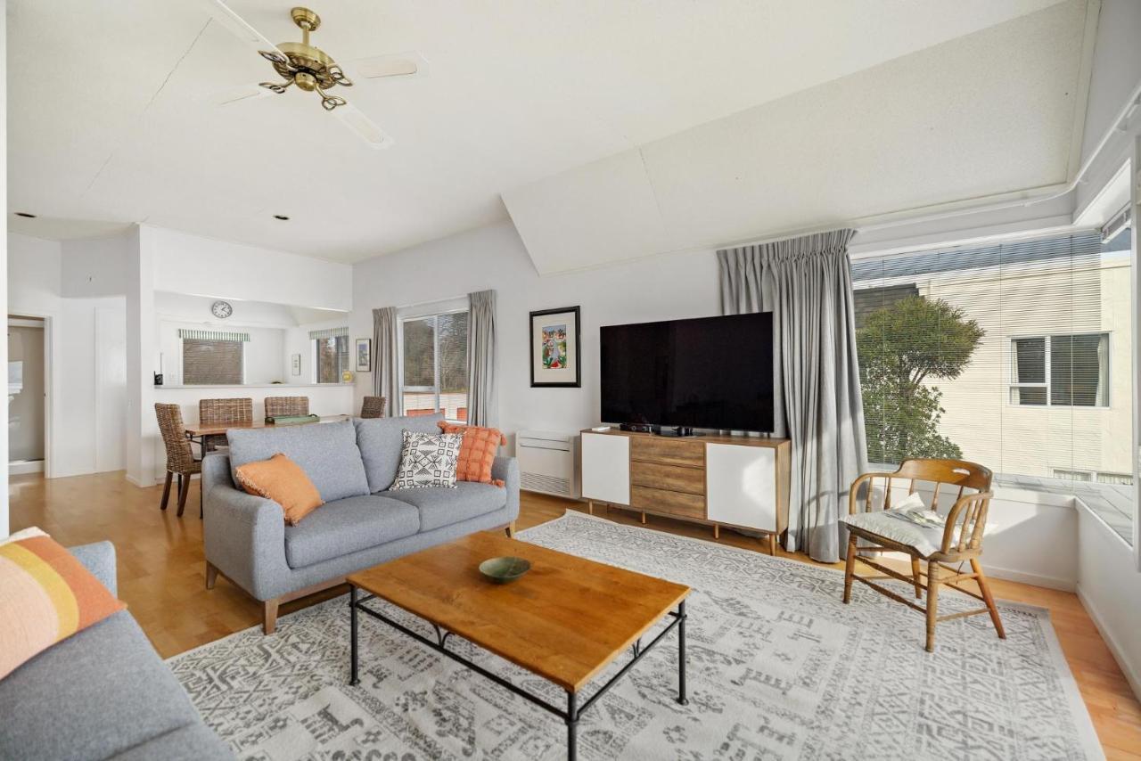 Apartament Charming Views Wanaka Zewnętrze zdjęcie